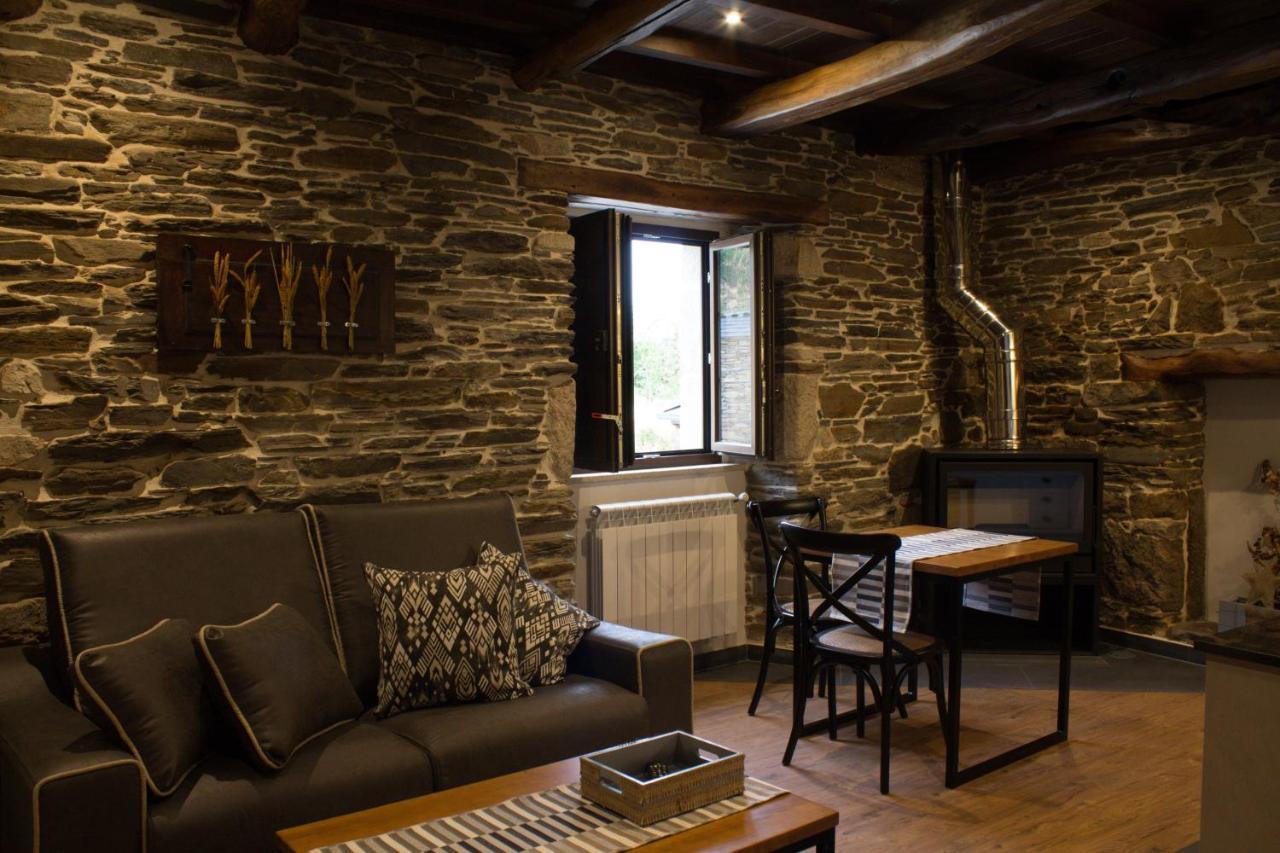 Casa Toiran Pension Lancara Buitenkant foto