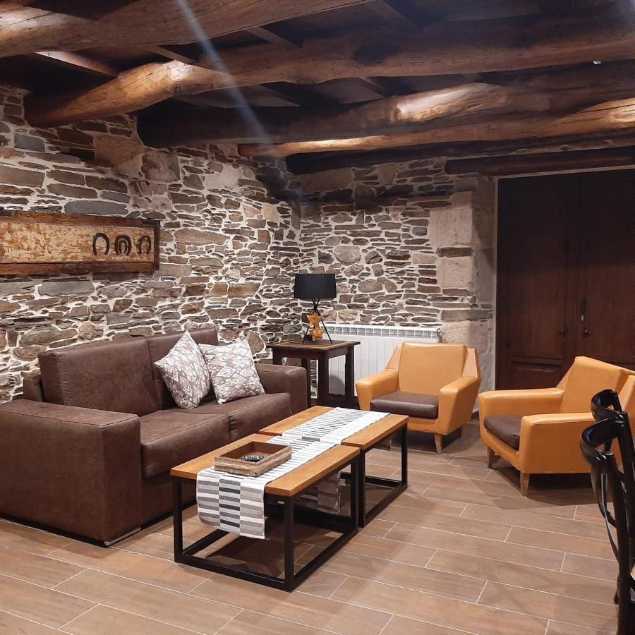 Casa Toiran Pension Lancara Buitenkant foto